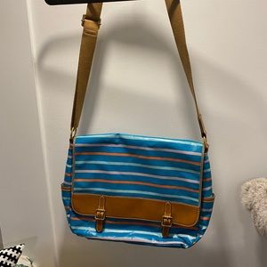 Fossil - Large Crossbody messenger laptop bag .